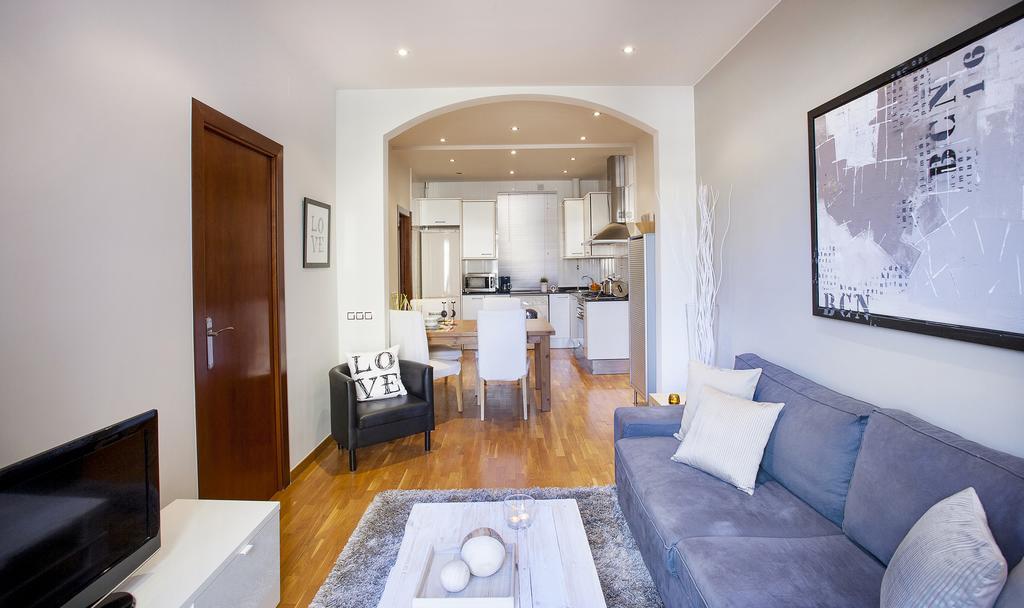 Apartments Barcelona&Home Deco Viladomat Exterior foto